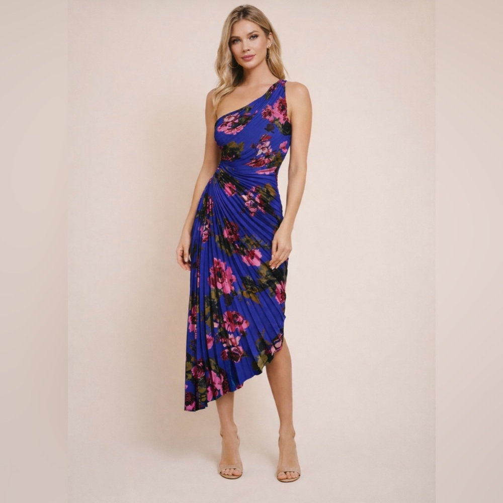 Dress Forum Bloomingdale's Aqua One-Shoulder Floral Pleated Dress size small